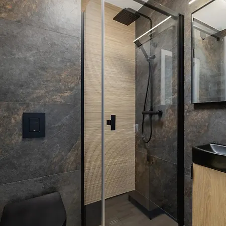 Stylish Klemensiewicza In Cracow By Renters Cracovie